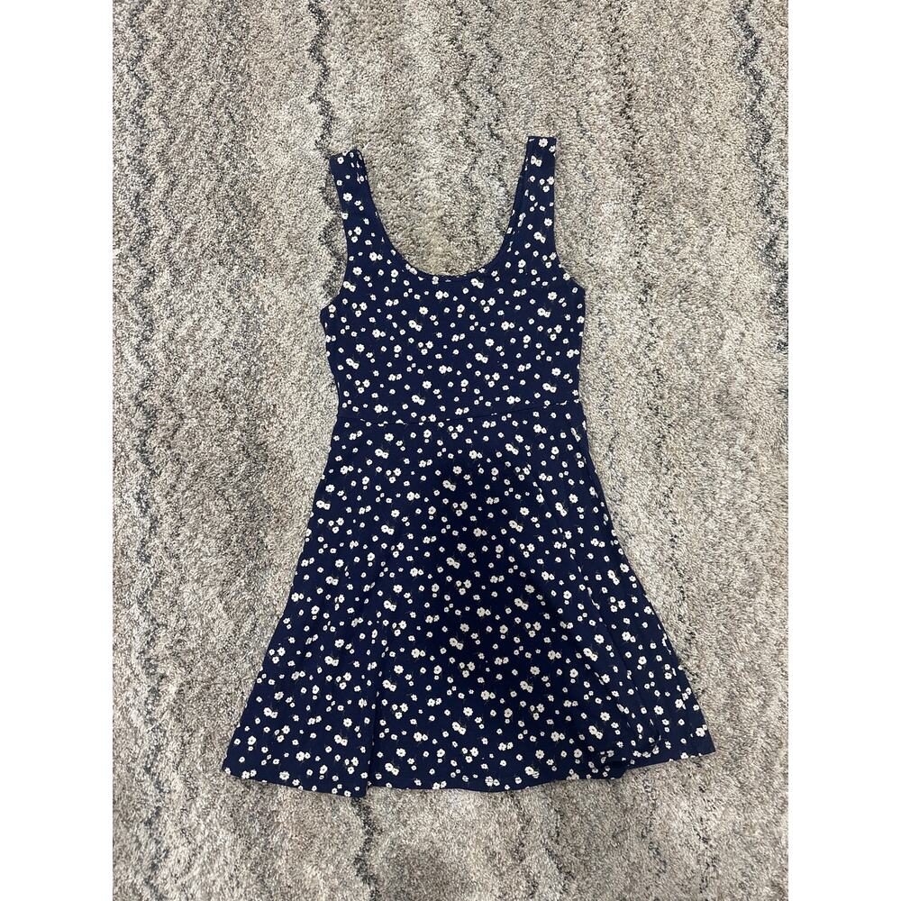 Forever 21 Blue With White Flowers Sleeve Less Dress Women’s Size Small